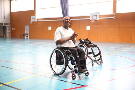 José Therezo champion de basket-fauteuil